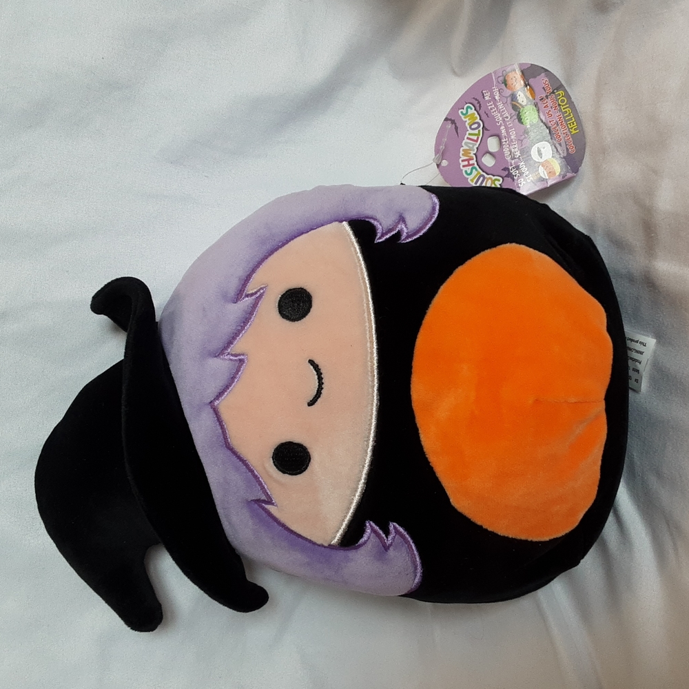 8" Squishmallows - Madeleine the witch, New with tags